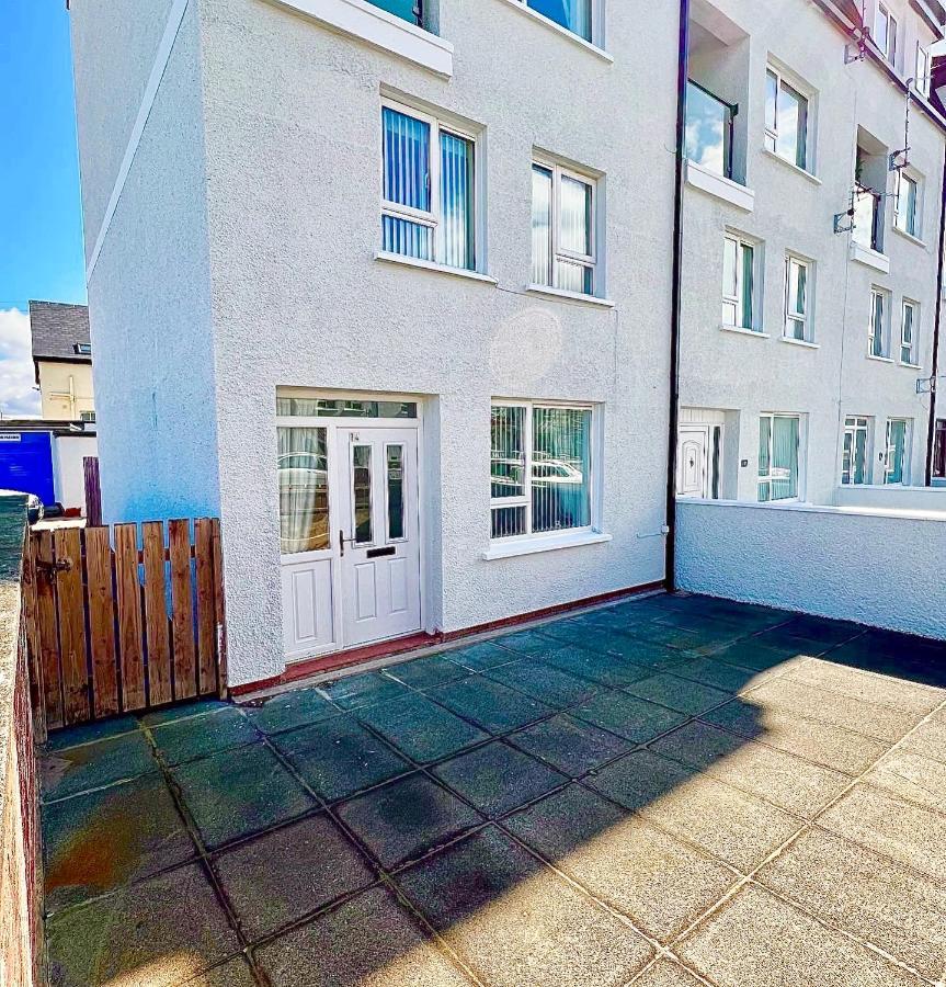 Number 14 Self Catering, Portrush, Northern Ireland Buitenkant foto