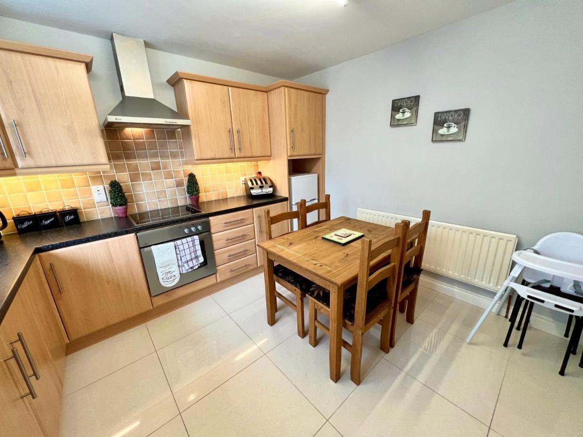 Number 14 Self Catering, Portrush, Northern Ireland Buitenkant foto